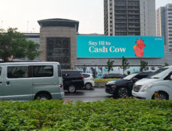 Ide Iklan Pemberitahuan Modern dengan LED City Vision